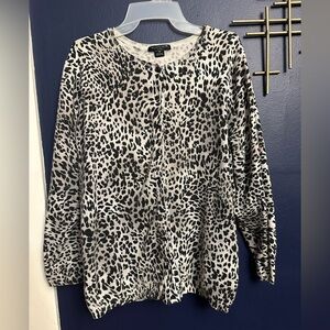 Women’s August Silk Cardigan size 2x